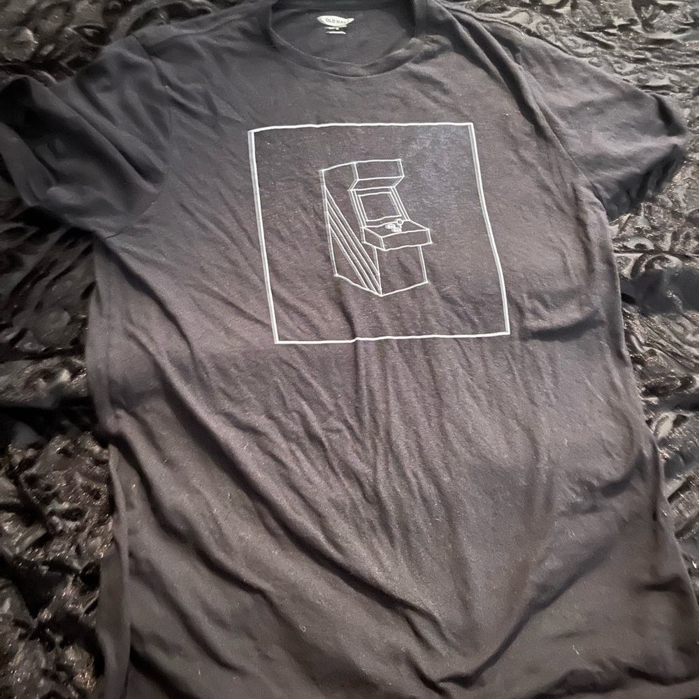 Old navy vintage video game shirt